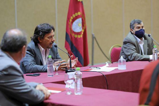 politica-saenz-black