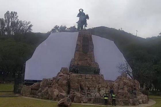 MONUMENTO A GUEMES