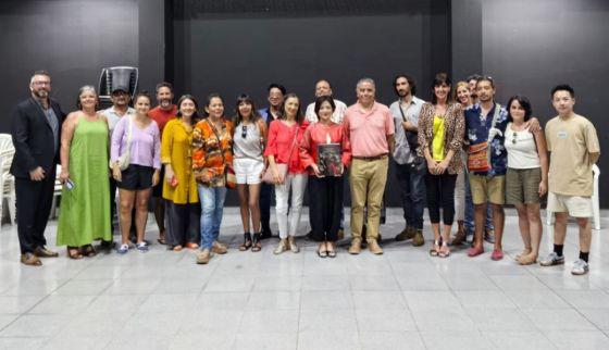 93980-anio-nuevo-chino-artistas-locales-protagonizaron-un-intercambio-cultural-con-miembros-la-companiia-sichuan-opera-performance