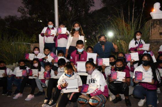 politica saenz tablets3