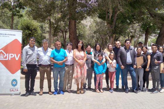 87485-las-15-casas-que-se-construyen-en-la-poma-tienen-beneficiarios