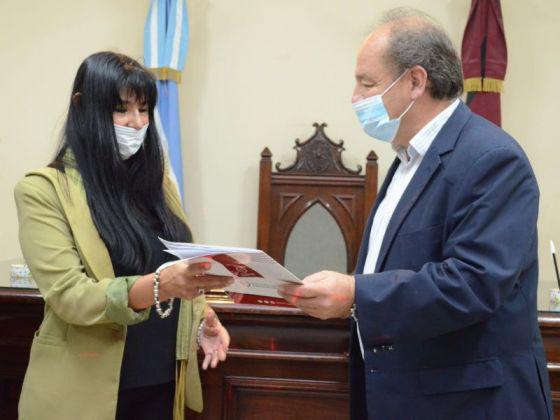 politica fernanda ubiergo