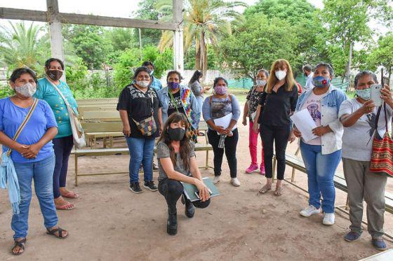 pueblos originarios-embarcacion