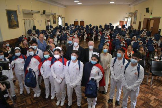 educacion alumnos equipamiento