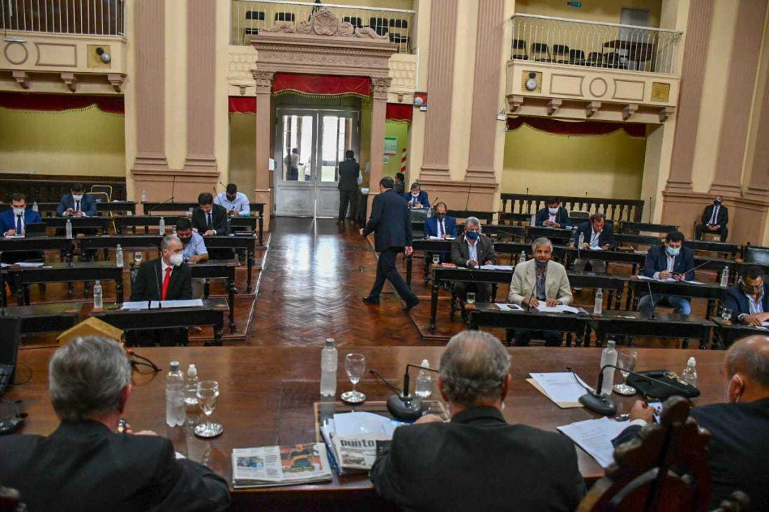 camara de senadores de la provincia