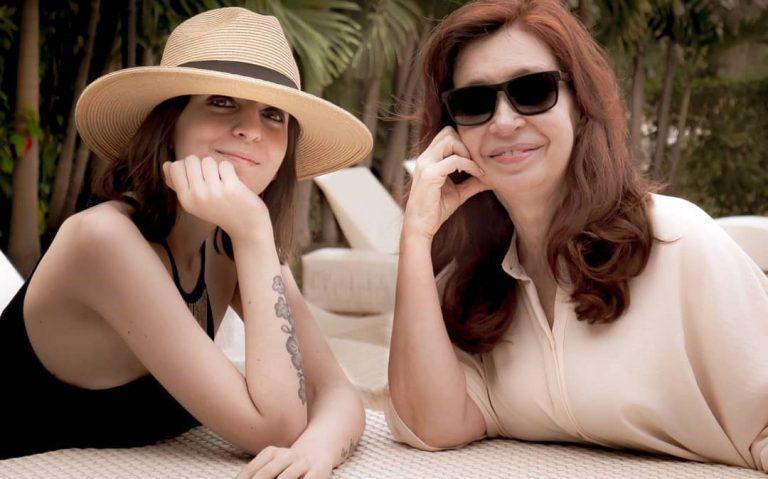 politica-cristina y florencia