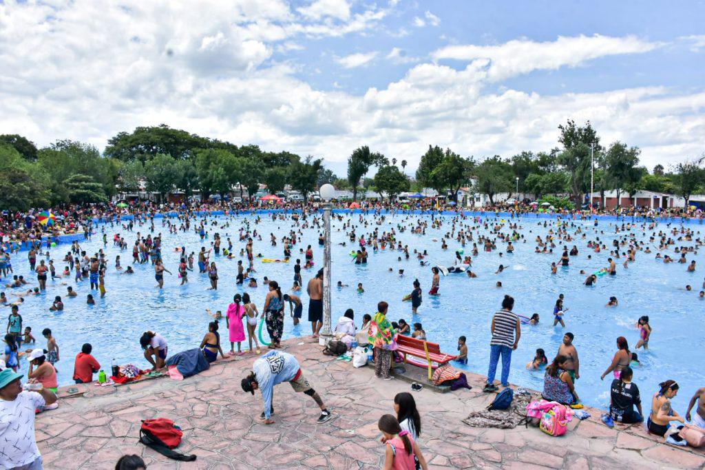 xamena-apertura-pileta-1024x682