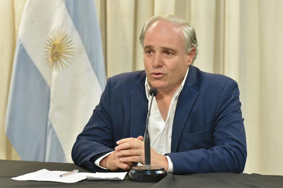 politica- matias canepa