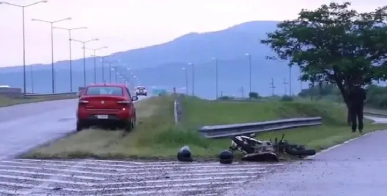 PolicialesAccidenteTaxi