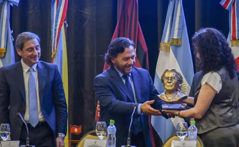 PoliticaSaenzParlamento