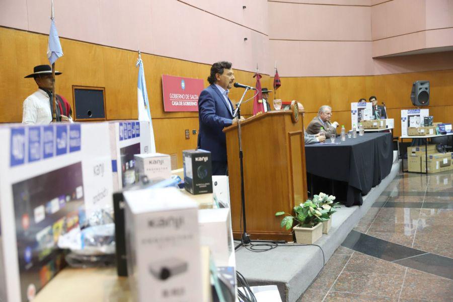politica saenz conectividad