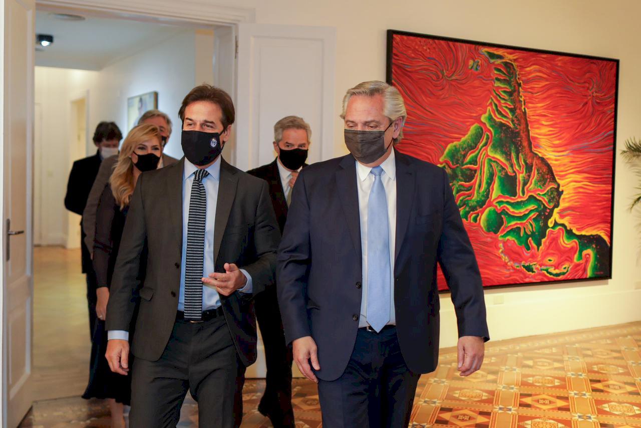 politica alberto y uruguay