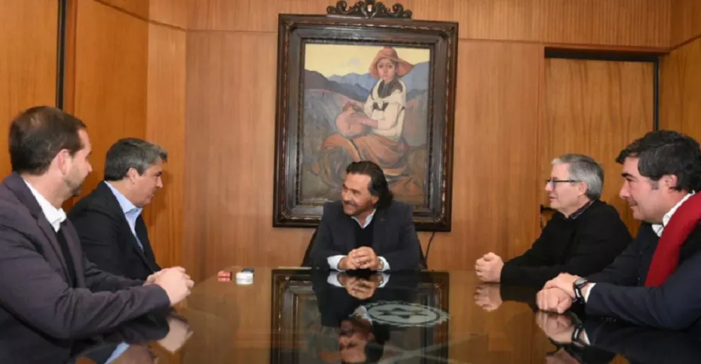 PoliticaSaenzreuniontabaco