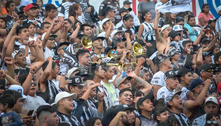 deportes central hinchas