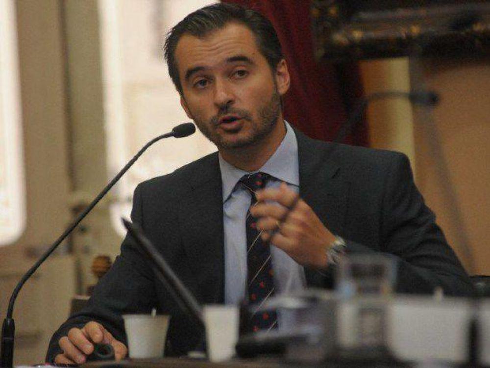 politica-Guido Giacosa