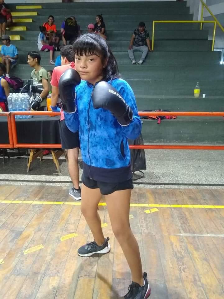 deportes boxeo pochi