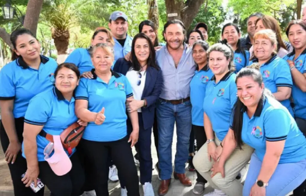 PoliticaSaenzEmbarcacion
