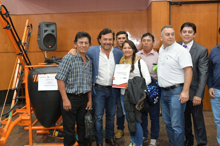 politica saenz maquinaria