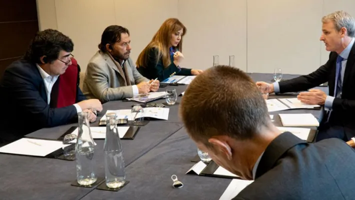 PoliticaSaenzTacaTaca