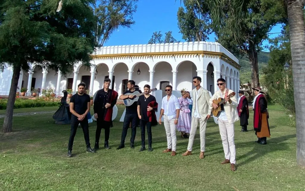 grupo-la-repiqueteada-scaled-e1717185155841-1024x640