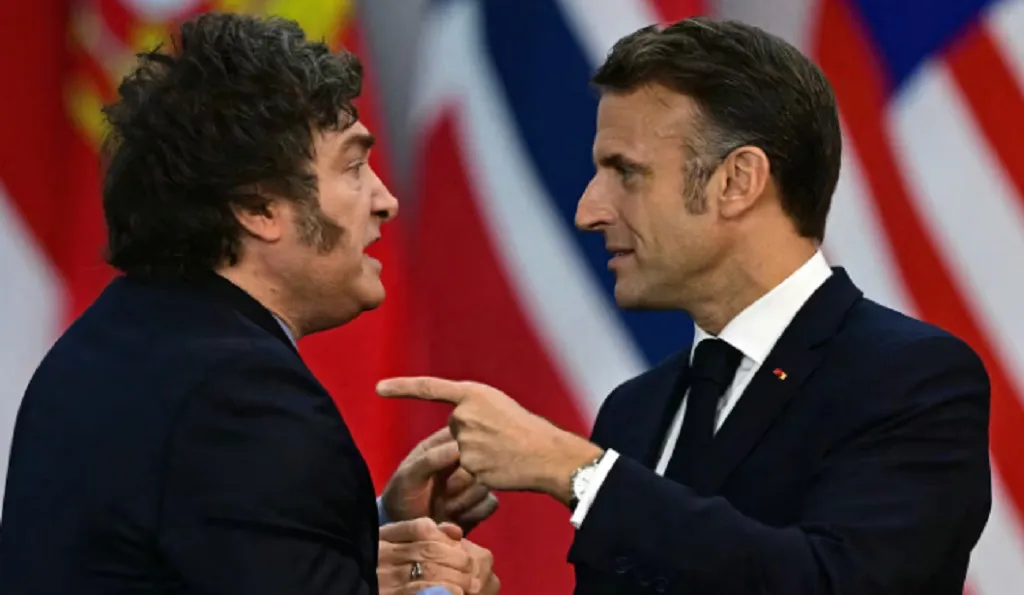 PoliticaMileiyMacron