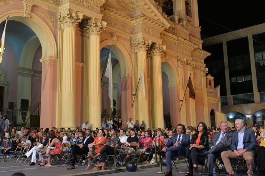 politica saenz sinfonica1