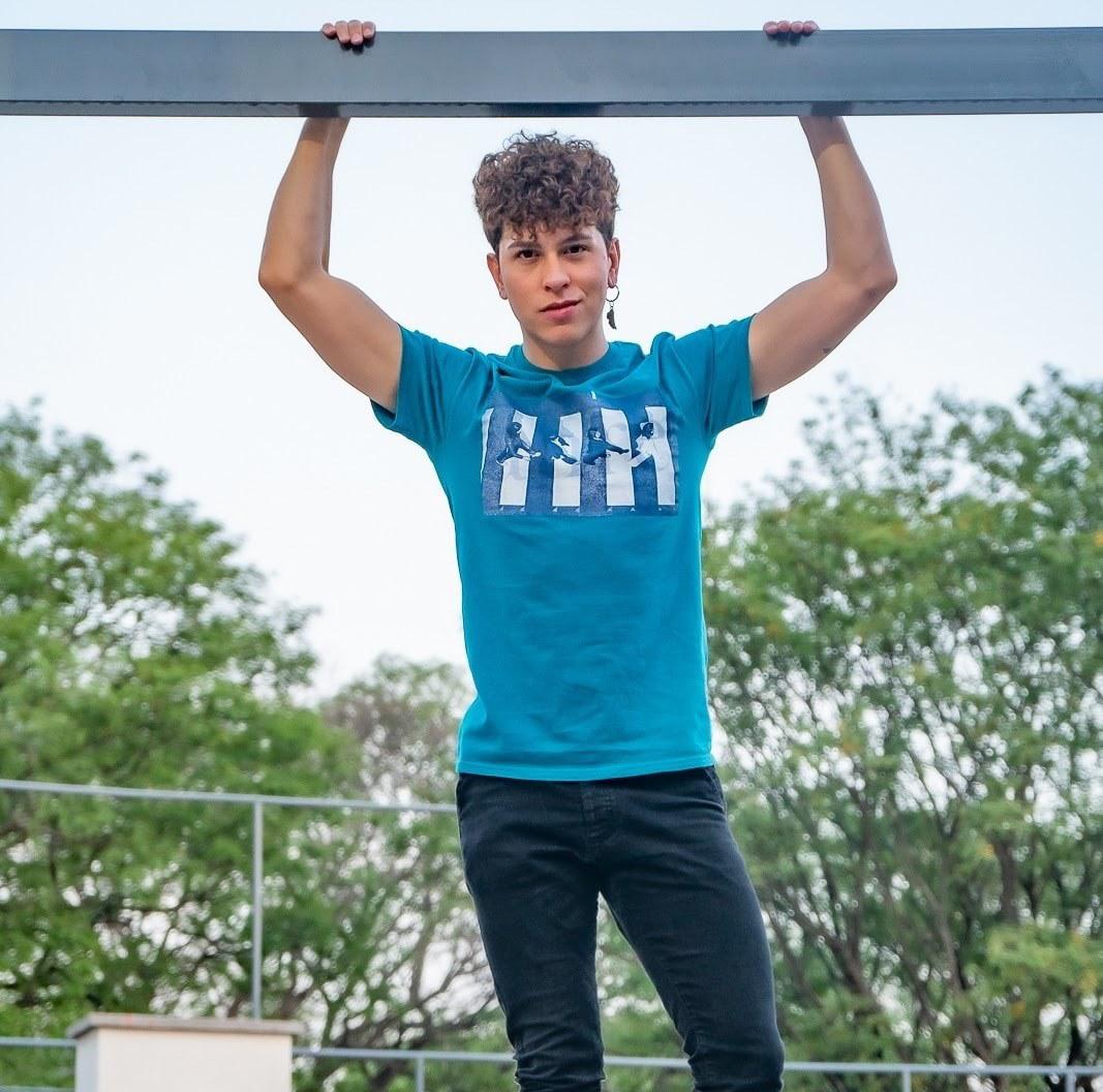 bachata roberto tito costilla