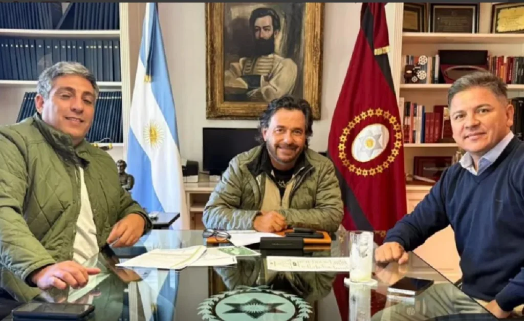 Politicasaenzrivadia