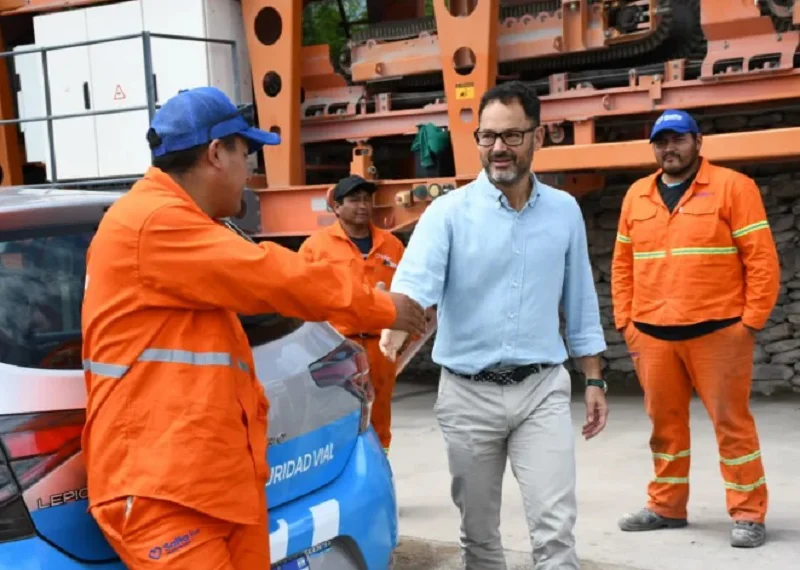 PoliticaEmilianovehiculos